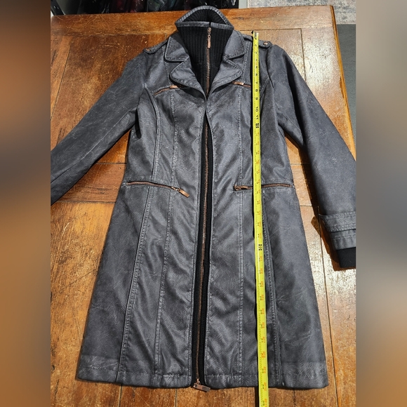 Montana Co Faux Black Distressed leather Long Coat Size small Women's - Picture 10 of 13